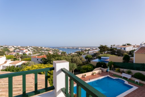 Spektakuläre Villa mit fantastischer Aussicht auf den Hafen von Mahón, mit Tourisenvermietlizenz