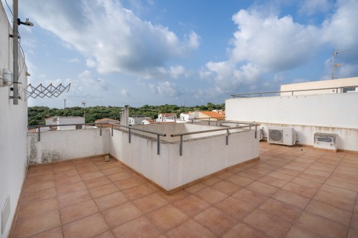 Neue, helle Wohung mit Balkon und großer Terrasse in es Migjorn Gran