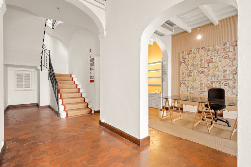 Außergewöhnliches Herrenhaus mit großem Potenzial in einem der schicksten Viertel im historischen Zentrum von Mahon