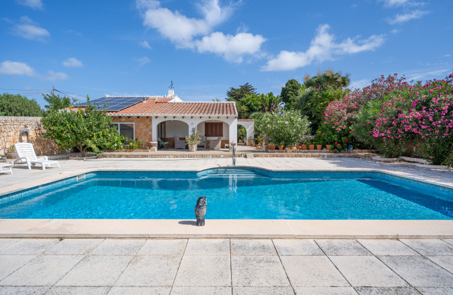 Authentische Finca mit Pool in Sant Lluís