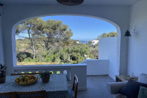 Doppelhaushälfte mit Meerblick und Garten in Addaia-Cala Moli Nord Menorca